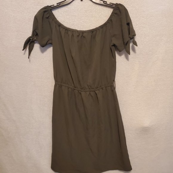 Women's medium mini sundress - Picture 2 of 2